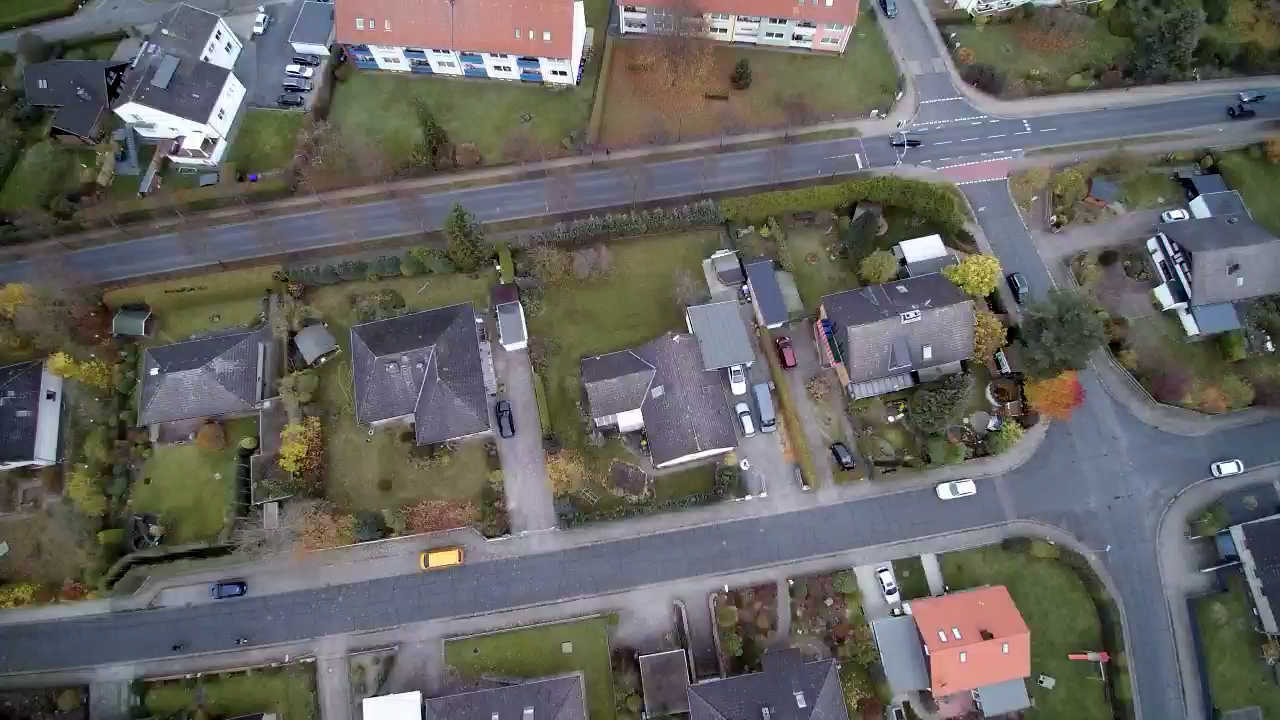 1636211666216